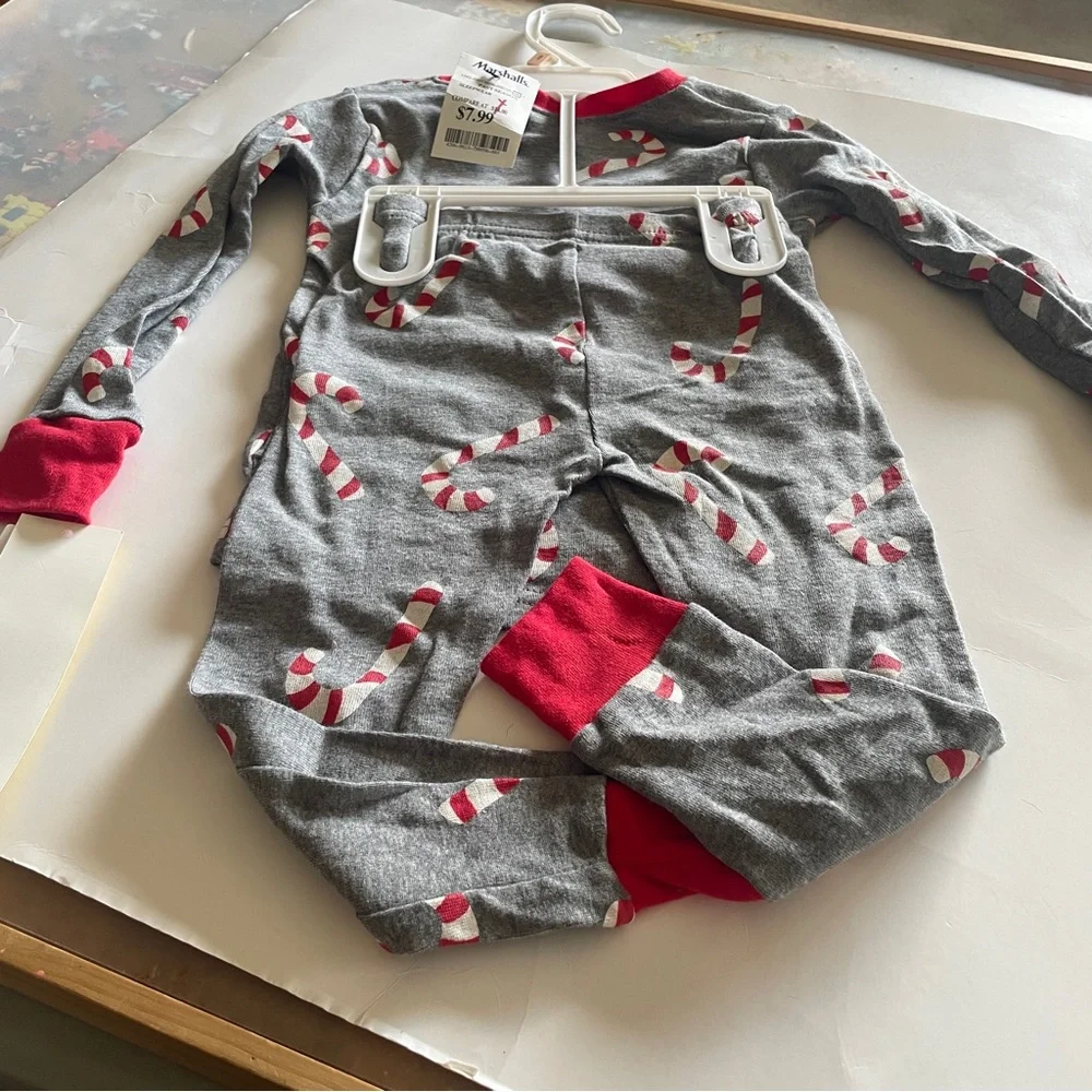 Carters NWT Gray and Red Candy Cane Kids Pajamas